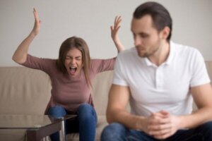 Hva kjennetegner aggressivitet hos kvinner?