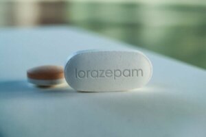 Lorazepam: Bruk, dosering og bivirkninger