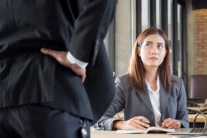 Slik oppdager du om du er et offer for mobbing på arbeidsplassen