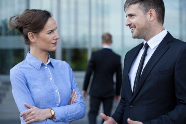 Usikker tilknytning på arbeidsplassen