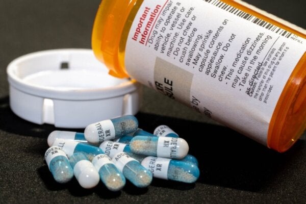 Adderall: farmakologisk behandling for ADHD