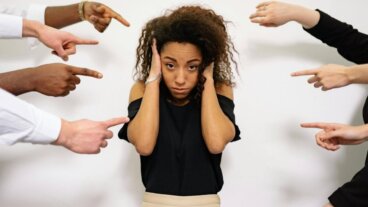 Kronisk offerrolle: Grunnene til at noen lever i offerrollen