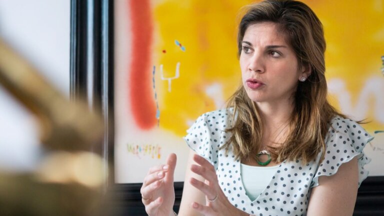 Slik kan man lade opp det mentale batteriet, ifølge psykiater Marian Rojas Estapé