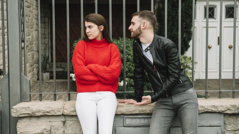 Hva det vil si å være en som nøyer seg med smuler og hvorfor det er et «rødt flagg»