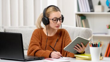 Timeplaner, mål og konsentrasjon: grunnpilarene i effektiv fjernundervisning.