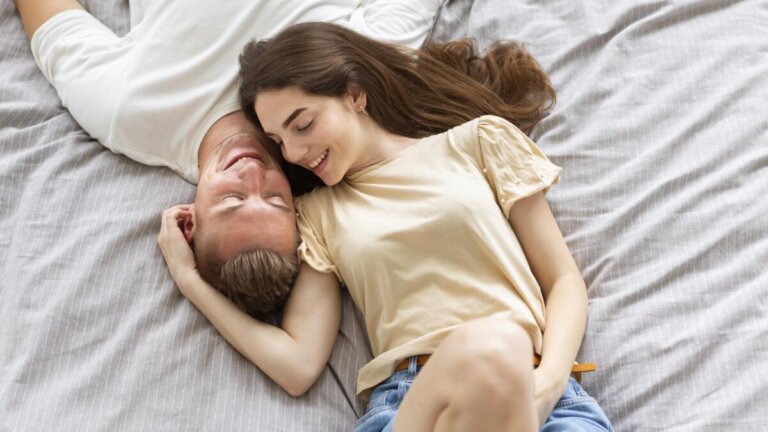 Når du slutter å lete etter den perfekte personen, lærer du å elske mer fritt